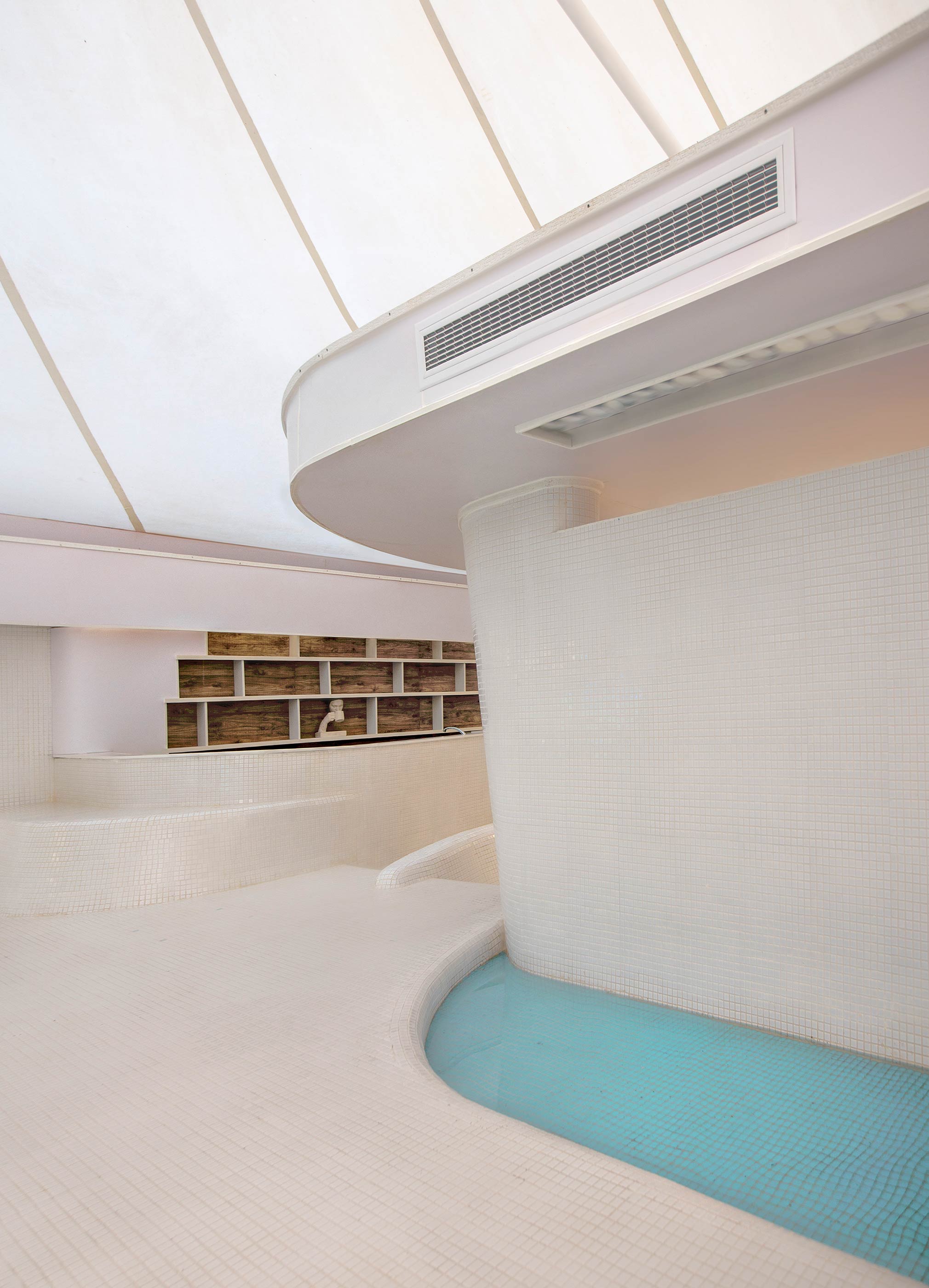 photo of infinite-pool 9