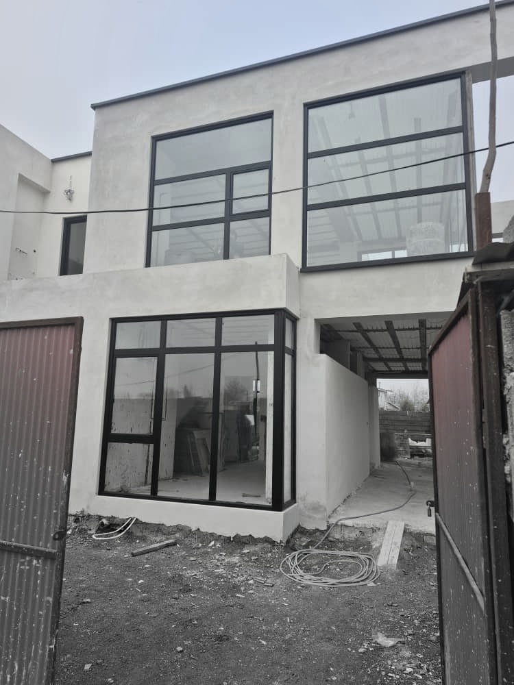 under construction, photo 8, a villa near a neighbour