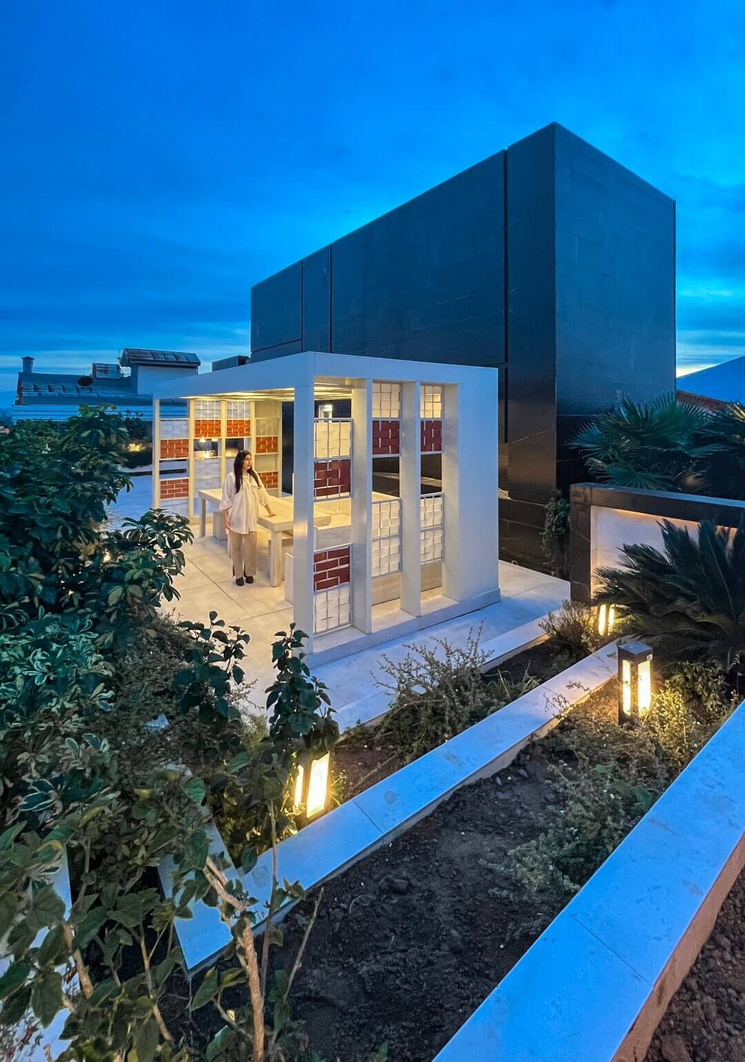 roof garden, night, 93 st. residentail aratment