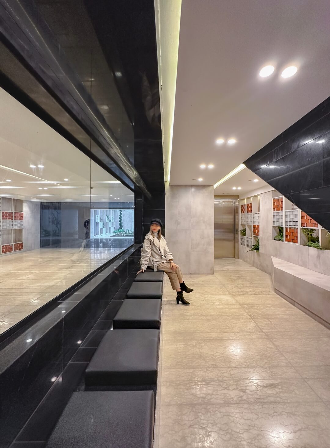 lobby seatings, 93 st. residentail aratment