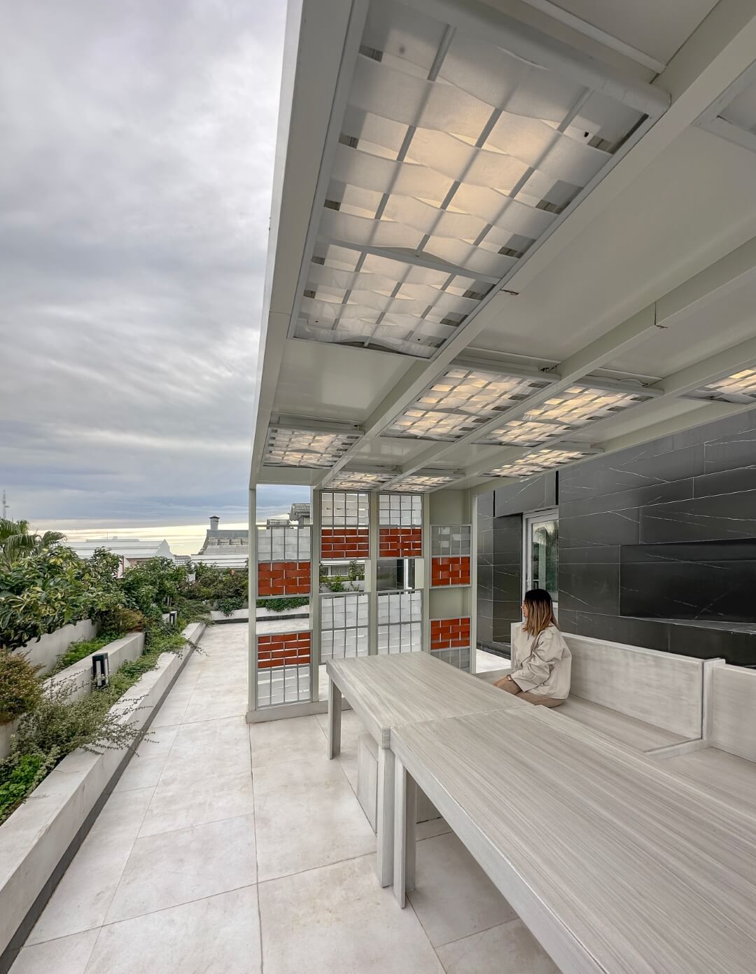 roof garden seating light, 93 st. residentail aratment